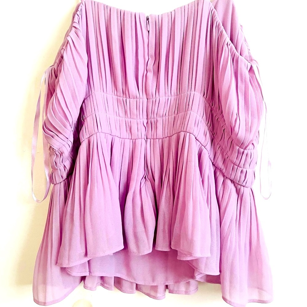 Naked Zebra Pretty Lavender Top Size M